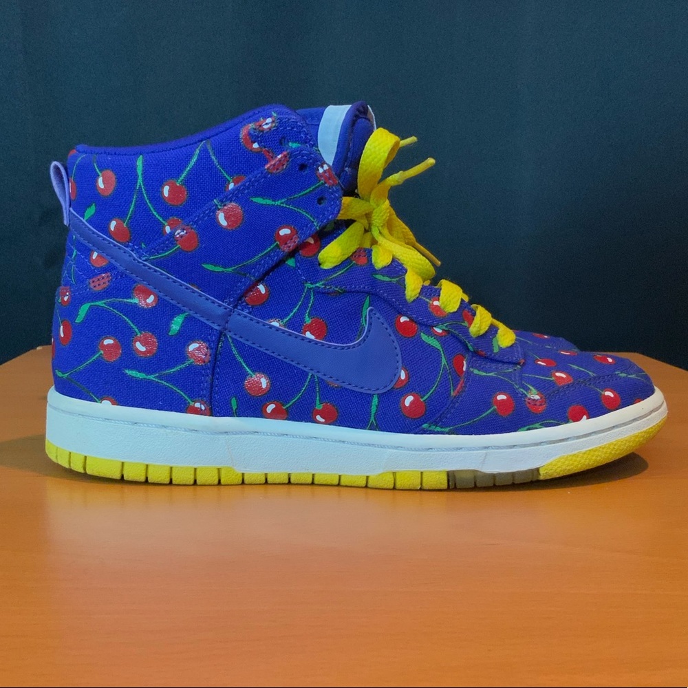 2009 Nike Dunks - Picture 11 of 11